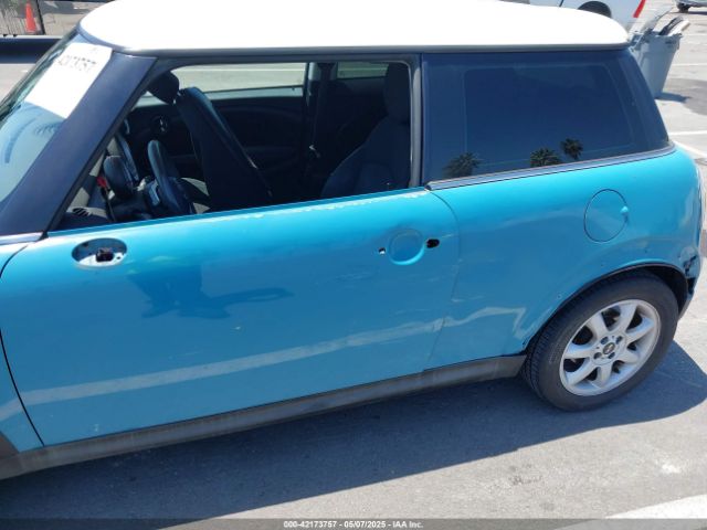 2007 MINI COOPER WMWMF335X7TT54929 Photo 5