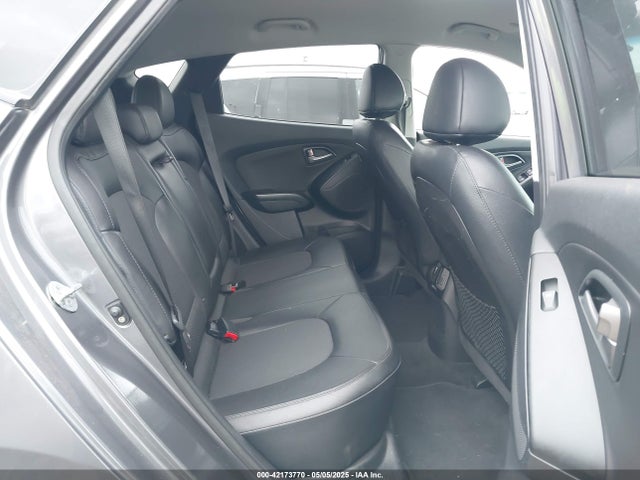 KM8JU3AG0EU918655 Hyundai TUCSON SE