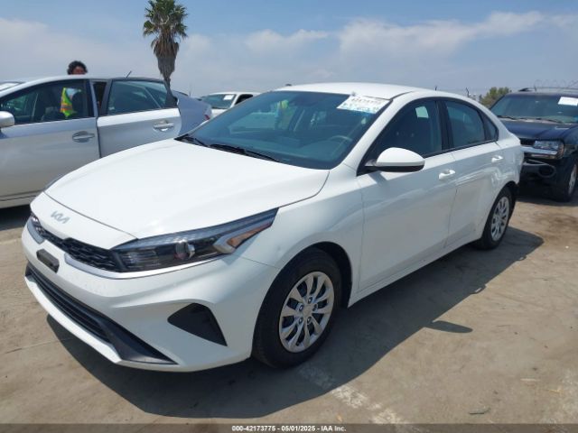 3KPF24AD2PE642816 KIA FORTE LX