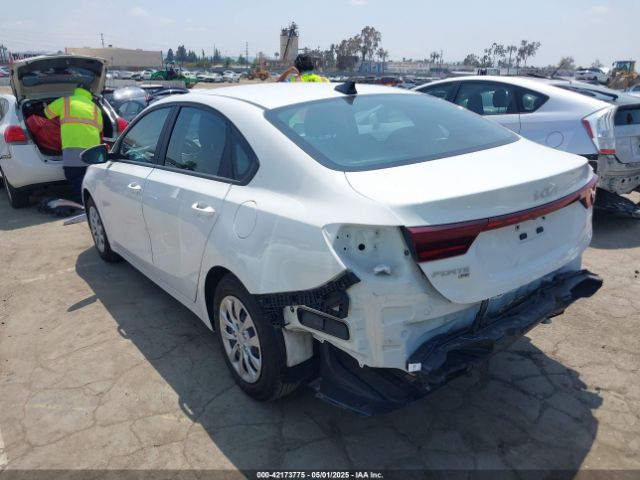 3KPF24AD2PE642816 KIA FORTE LX