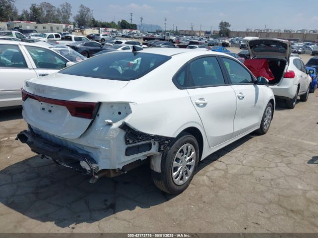 3KPF24AD2PE642816 KIA FORTE LX