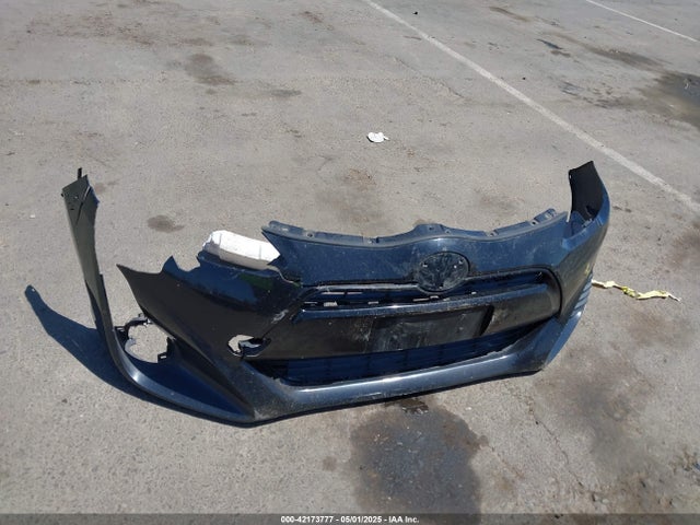 JTDKDTB30G1121721 Toyota Prius C Persona Series