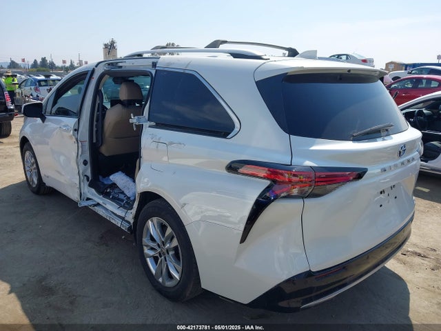 5TDZRKEC1MS025276 Toyota Sienna Limited
