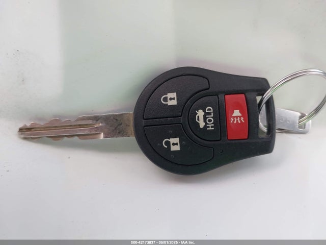 3N1CN7AP4HL820389 Nissan Versa 1.6 Sv