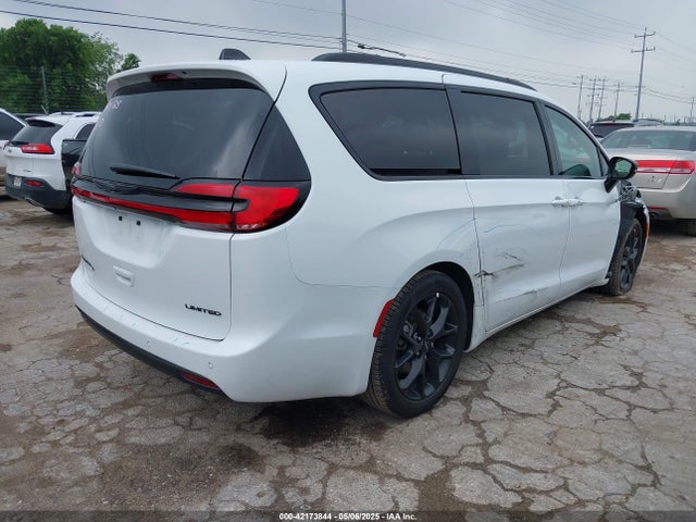 Chrysler Pacifica Limited 2025 2C4RC1GG7SR520356 Image 4