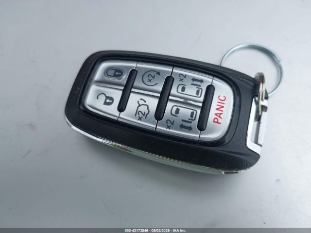 2C4RC1BG1KR715411 Chrysler Pacifica Touring L