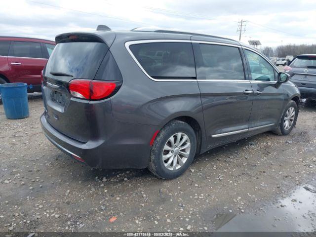 2C4RC1BG1KR715411 Chrysler Pacifica Touring L