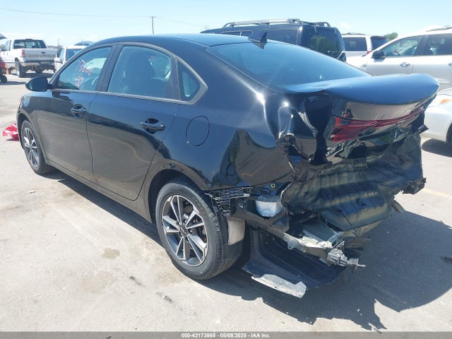 KIA Forte Lxs 2023 3KPF24AD9PE684030 Image 3