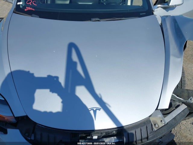 2018 TESLA MODEL 3 5YJ3E1EB4JF091128 Photo 9