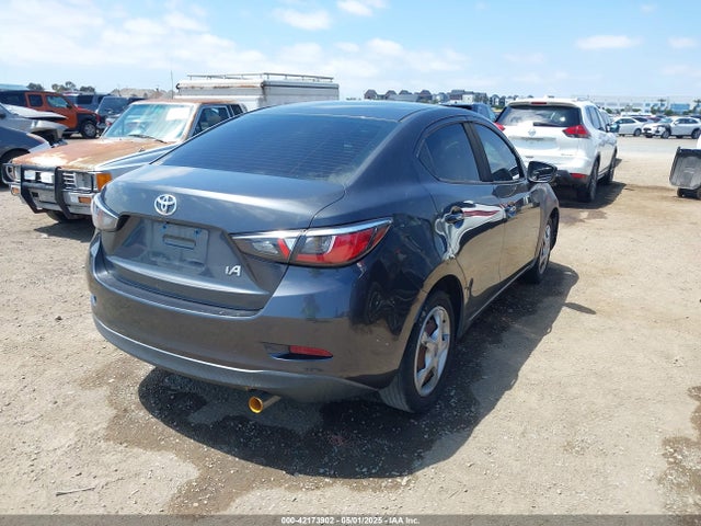 3MYDLBYV1HY158287 Toyota YARIS IA