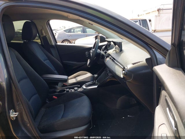 3MYDLBYV1HY158287 Toyota YARIS IA