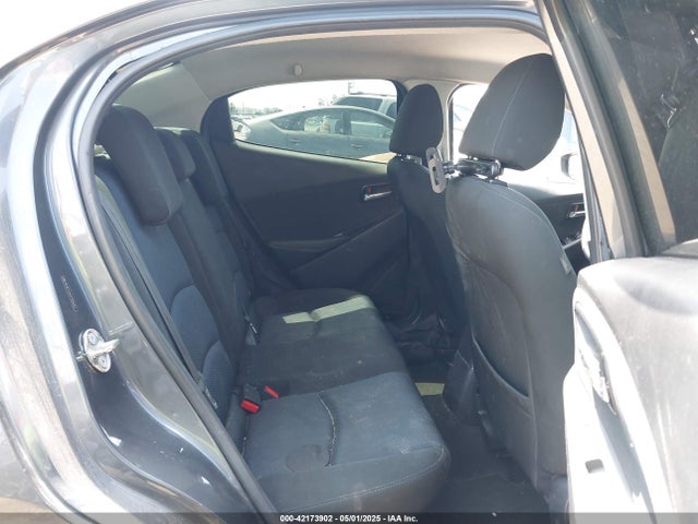 3MYDLBYV1HY158287 Toyota YARIS IA