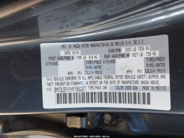 3MYDLBYV1HY158287 Toyota YARIS IA