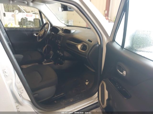 ZACCJBBBXHPE80039 Jeep Renegade Latitude 4x4