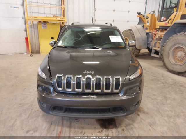 1C4PJMCSXGW147918 Jeep Cherokee Latitude