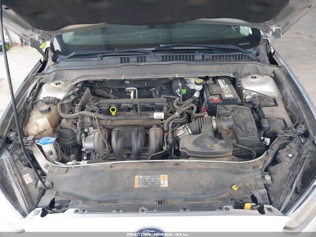 3FA6P0H71GR175316 Ford FUSION SE