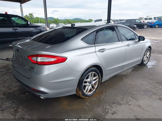 3FA6P0H71GR175316 Ford FUSION SE