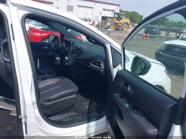 2C4RC1BG1SR542831 Chrysler Pacifica Select