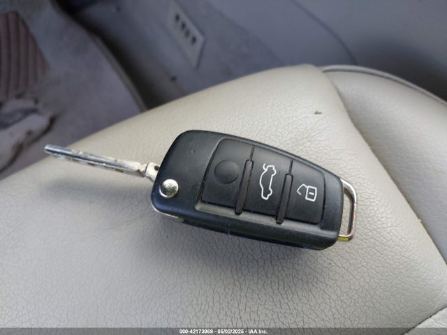 2011 AUDI A3 WAUKJAFM9BA128754 Photo 10