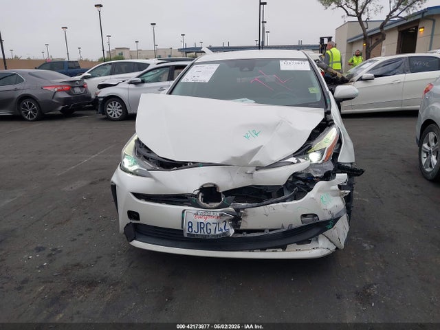 JTDKARFU3K3076849 Toyota PRIUS XLE