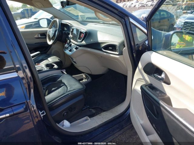2C4RC1GG2KR655440 Chrysler Pacifica Limited