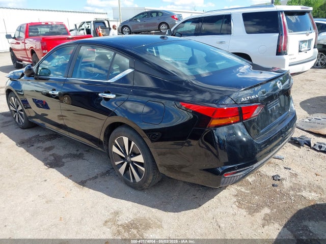 1N4BL4DV0NN369132 Nissan Altima Sv Fwd