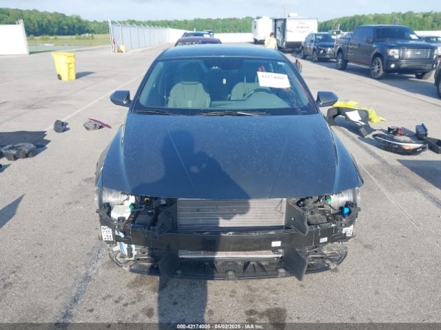 KMHLM4DG4RU785057 Hyundai ELANTRA SEL