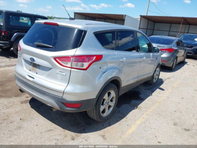 1FMCU0G95FUA44966 Ford ESCAPE SE
