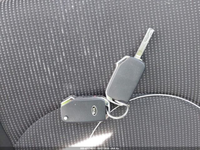 3KPF24AD2KE115108 KIA Forte Lxs