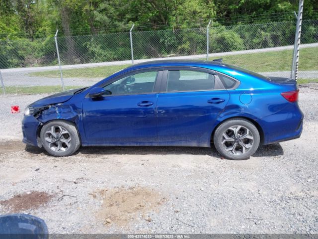 3KPF24AD2KE115108 KIA Forte Lxs