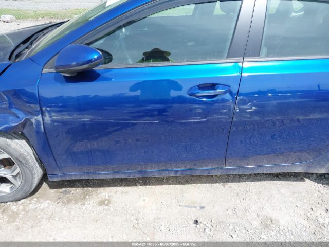3KPF24AD2KE115108 KIA Forte Lxs