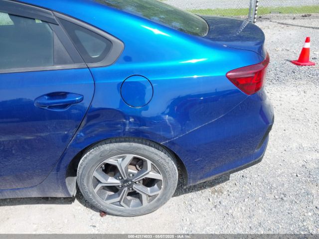 3KPF24AD2KE115108 KIA Forte Lxs