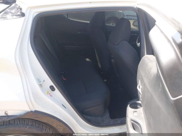 NMTKHMBXXJR041817 Toyota C-hr Xle Premium