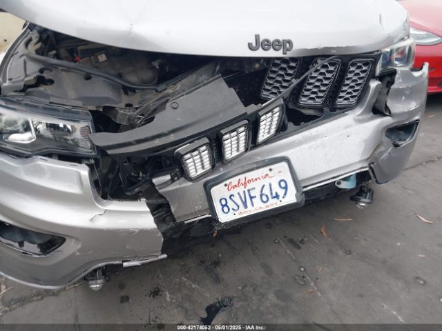 1C4RJFAG1KC842639 Jeep Grand Cherokee Altitude 4x4