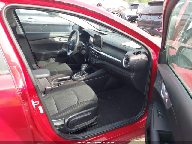 3KPF24AD0PE640546 KIA Forte Lxs