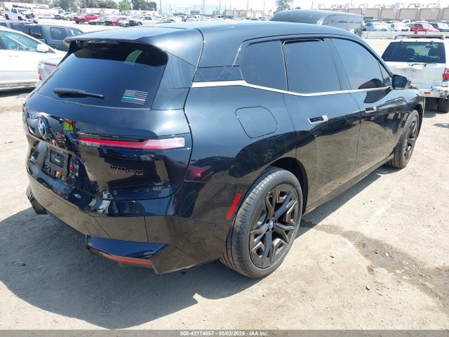 BMW 2023 2023 WB533CF07PCM29900 Image 4