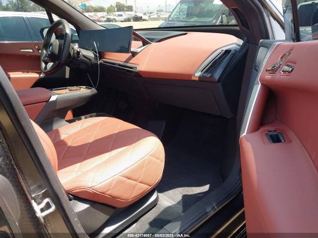 BMW 2023 2023 WB533CF07PCM29900 Image 5