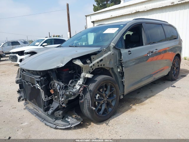Chrysler Pacifica Touring L 2023 2C4RC1BG0PR517961 Image 2