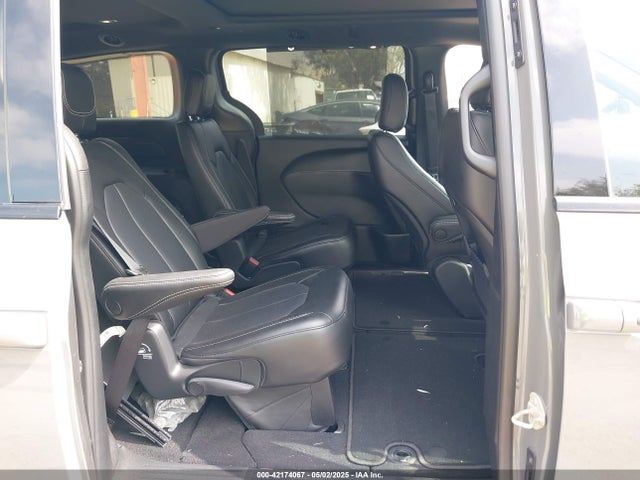 Chrysler Pacifica Touring L 2023 2C4RC1BG0PR517961 Image 8