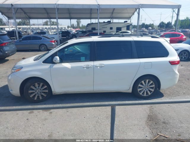 5TDYZ3DC0HS868989 Toyota Sienna Limited 7 Passenger