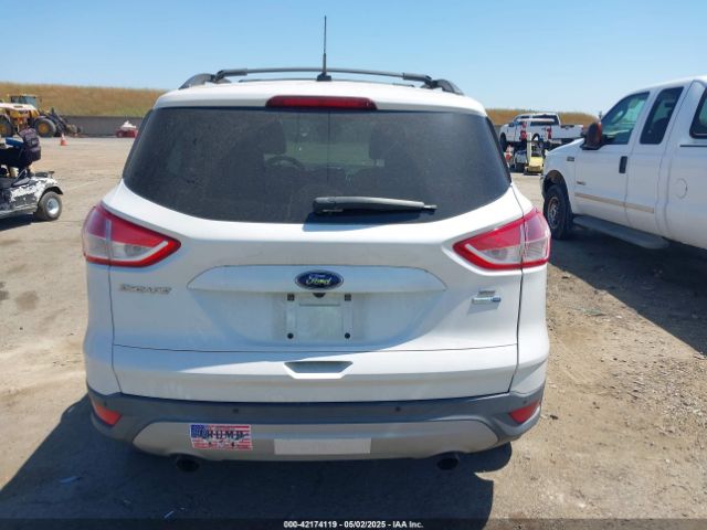 1FMCU9GX9EUB85279 Ford ESCAPE SE