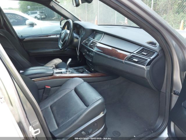 2011 BMW X5 5UXZV4C54BL409450 Photo 4