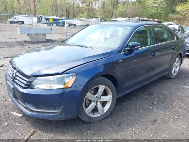 1VWAT7A32EC044856 Volkswagen Passat 1.8t Wolfsburg Edition