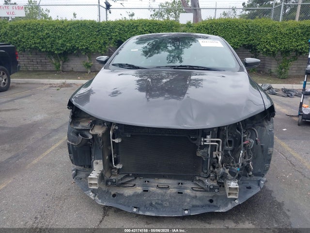1C3CCCBB8GN123941 Chrysler 200 S