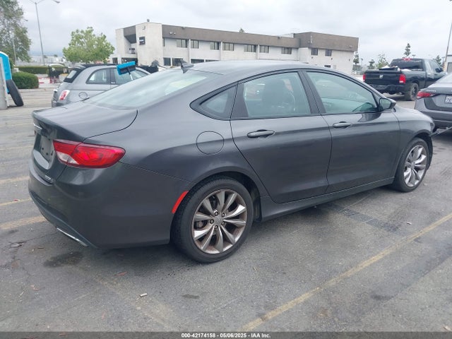 1C3CCCBB8GN123941 Chrysler 200 S