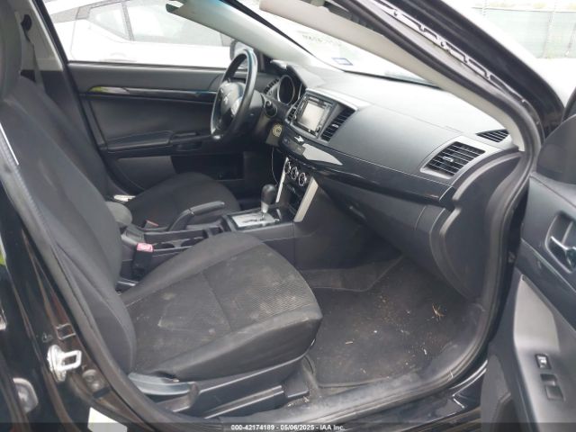 2017 MITSUBISHI LANCER JA32U2FUXHU012128 Photo 4