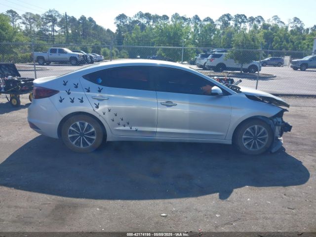 5NPD74LF6KH495363 Hyundai ELANTRA SE
