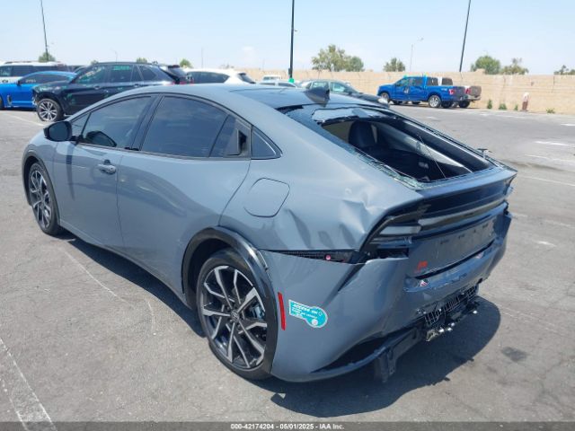 JTDACACU1R3033326 Toyota Prius Prime Xse