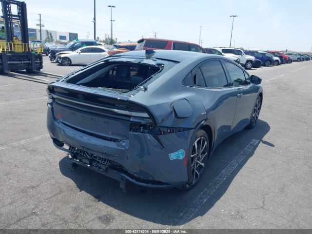 JTDACACU1R3033326 Toyota Prius Prime Xse
