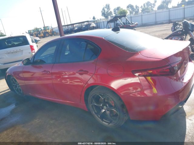 ZARFAECN4H7532033 Alfa Romeo Giulia Ti Rwd
